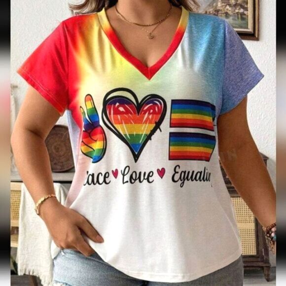 Super cute plus size pride rainbow tee - Picture 1 of 2